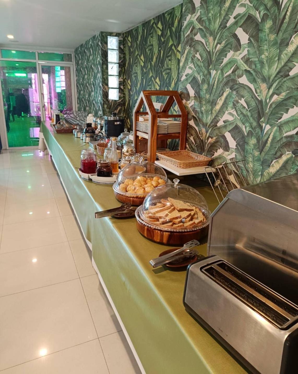 Nordwind Hotel Чиангмай Экстерьер фото